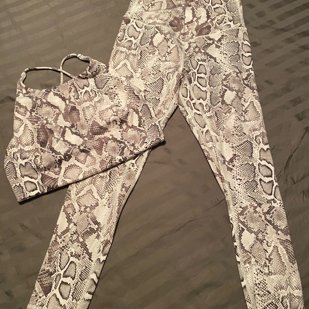 Victoria Secret Sport Set